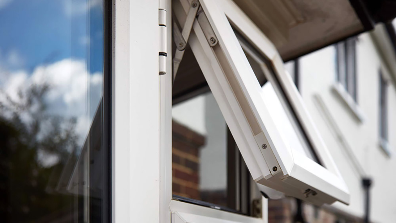 یراق-آلات-بیرون-بازشو