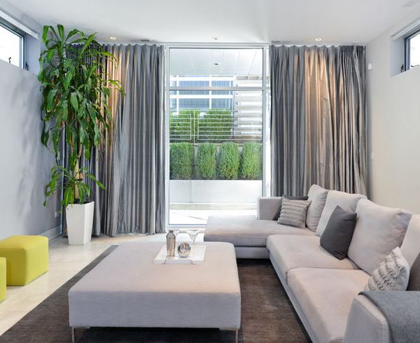 نصب-در-و-پنجره-یو-پی-وی-سی